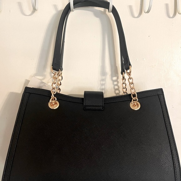 Satchel With Chain Detailing And Push Lock - Picture 9 of 12